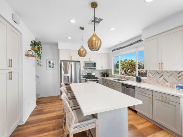 Townhouse for rent in Costa Mesa, California