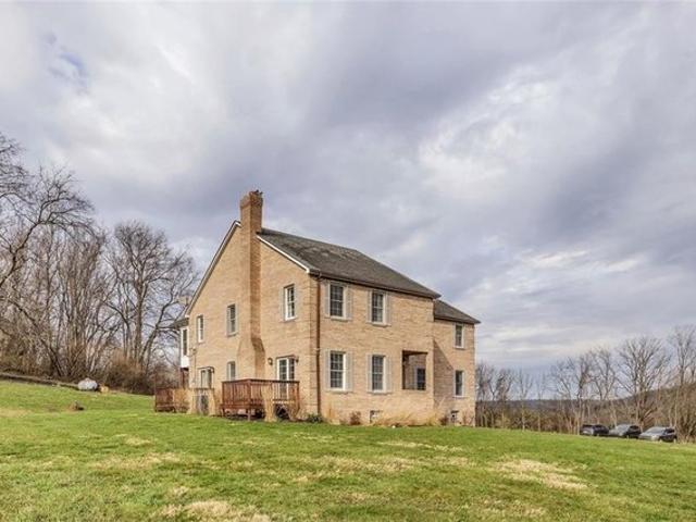 House for sale in Zelienople, Pennsylvania