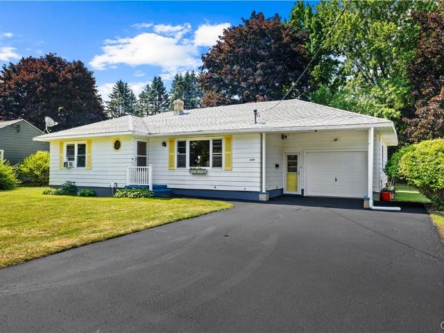 House for sale in Oneida, New York