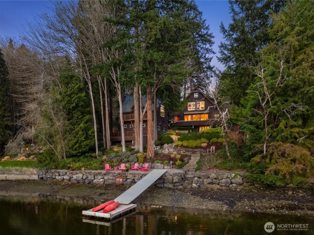 House for sale in Bainbridge Island, Washington