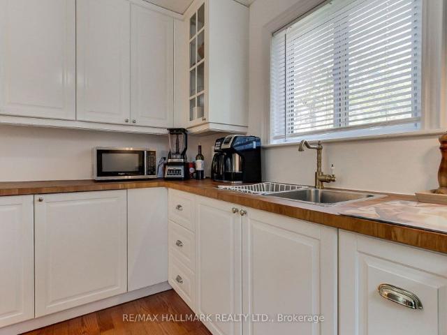 House for rent in Richmond Hill, Golden Horseshoe