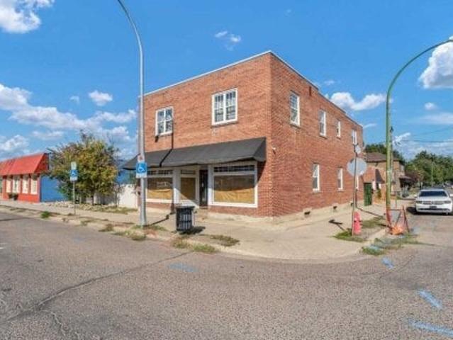 Property for sale in Medicine Hat, Alberta