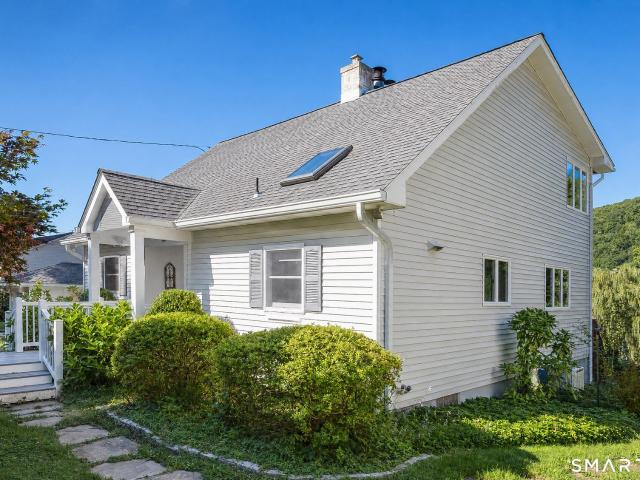 House for rent in New Fairfield, Connecticut