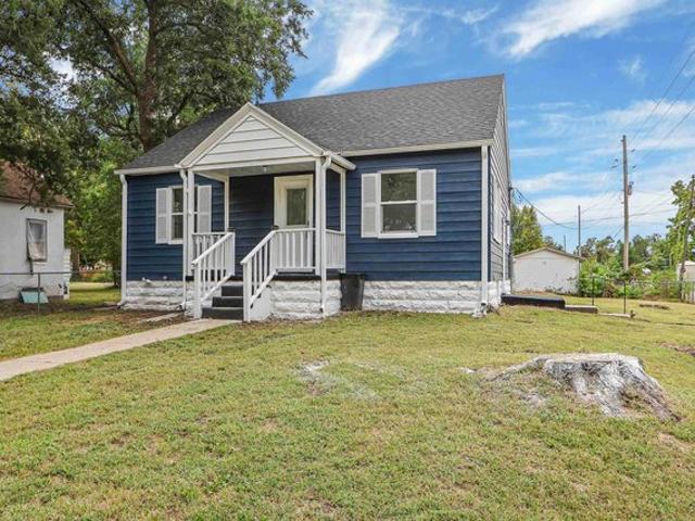 House for sale in Junction City, Geary County