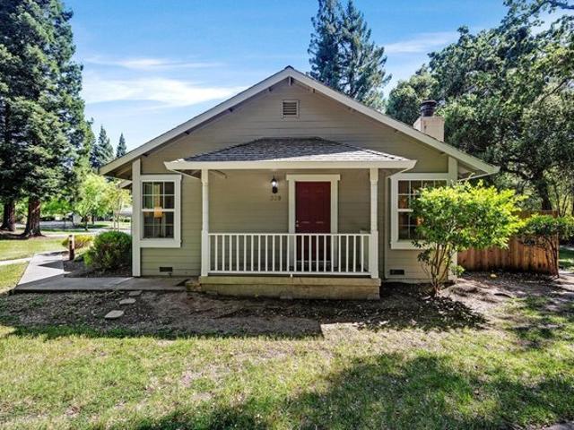 Condo for sale in Sonoma, California
