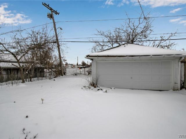 House for sale in East Amherst, New York