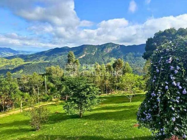 Casa venda em Região Imediata de Taubaté-Pindamonhangaba, Região Metropolitana do Vale do Paraíba e Litoral Norte