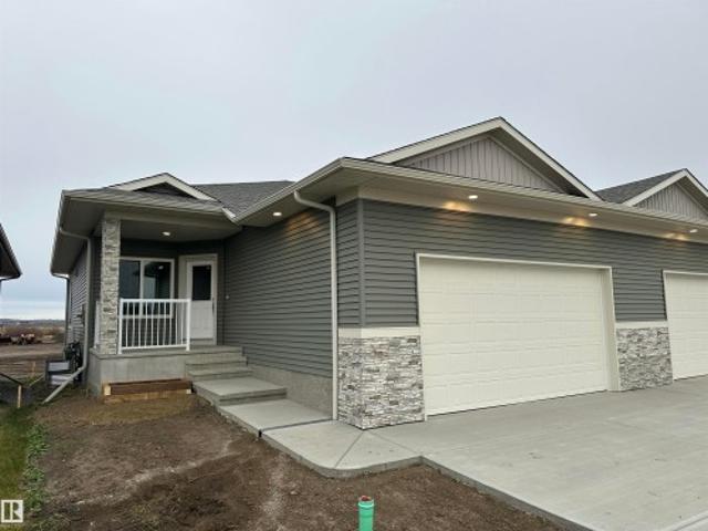 Duplex for sale in Spruce Grove, Alberta