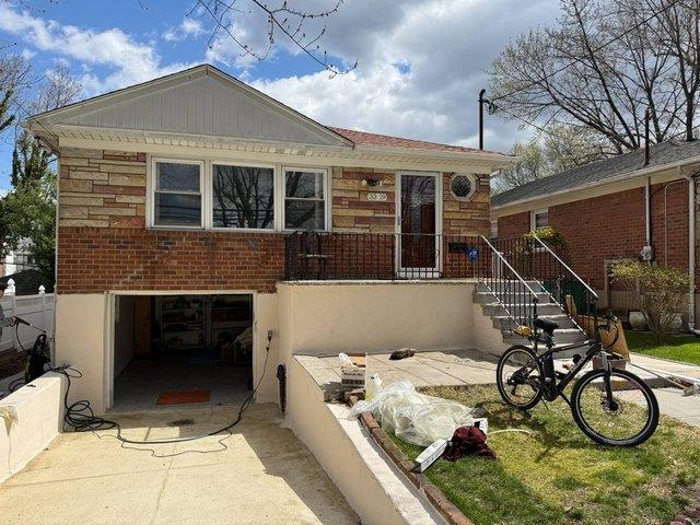 House for sale in Queens, Arverne