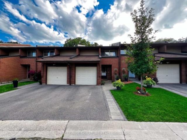 Townhouse for sale in Mississauga, Ontario