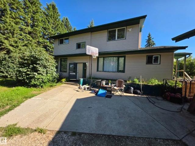 House for sale in Alberta