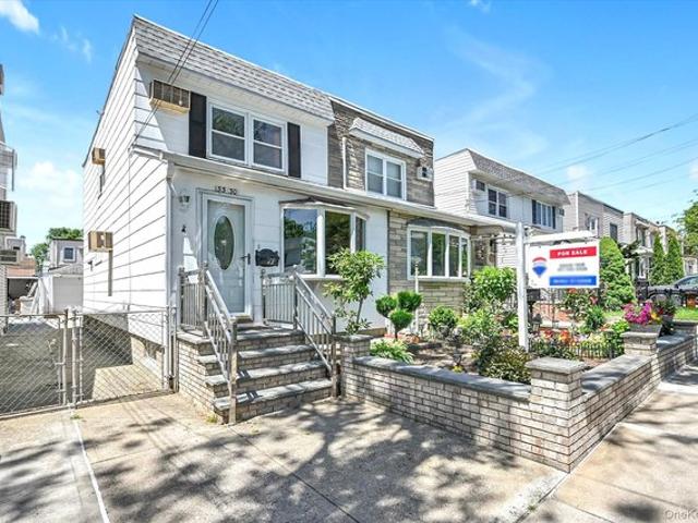 House for sale in Queens, Arverne