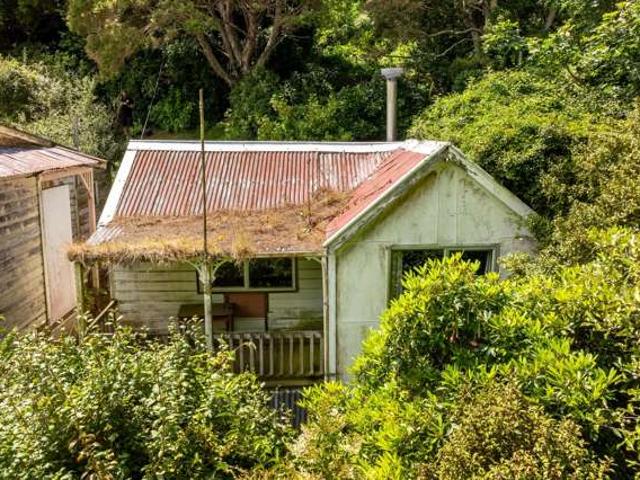 Land for sale in Otakou