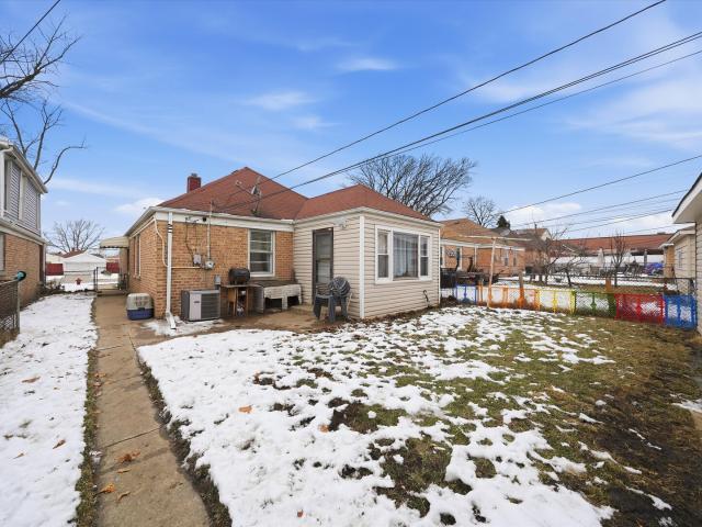 House for sale in Bellwood, Illinois
