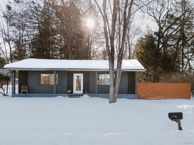 House for sale in Barryville, New York