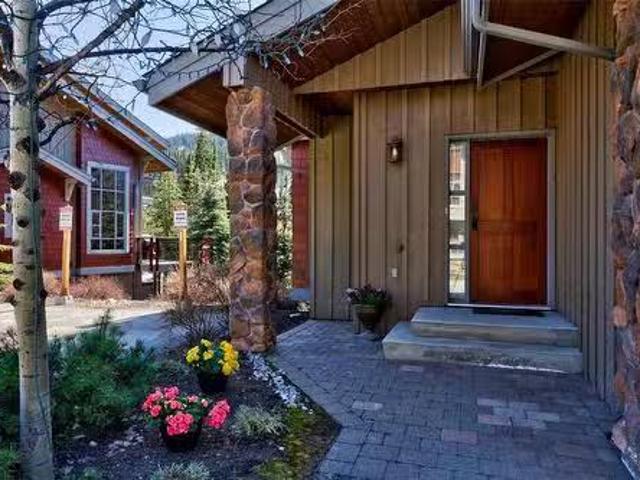 House for sale in Sun Peaks, British Columbia