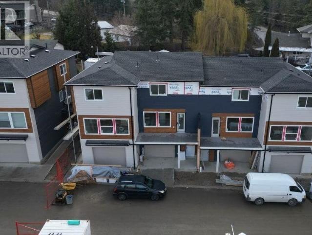 Townhouse for sale in Salmon Arm, British Columbia