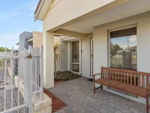 House for rent in Golden Bay, Western Australia