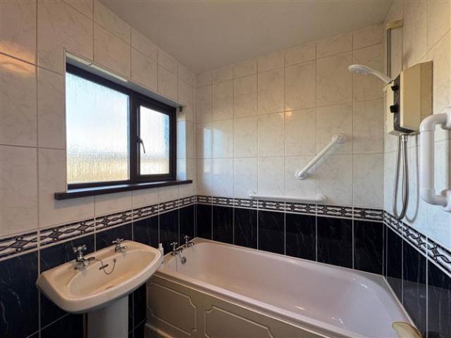 Detached House for sale in Dundalk, North Tipperary