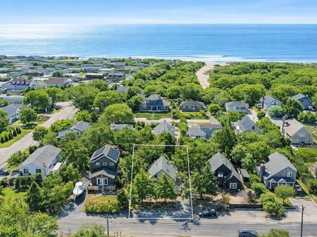 House for sale in Wainscott, New York