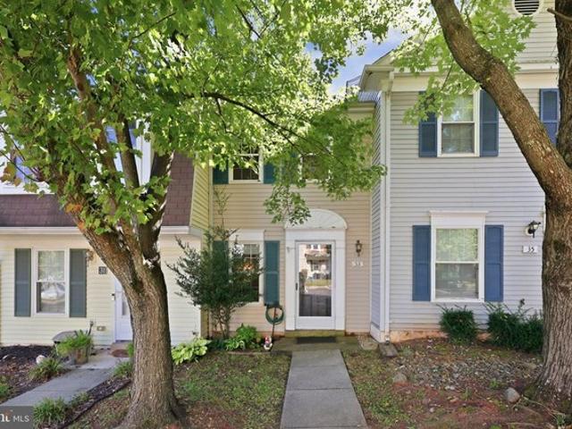 Townhouse for sale in Sterling, Loudoun County