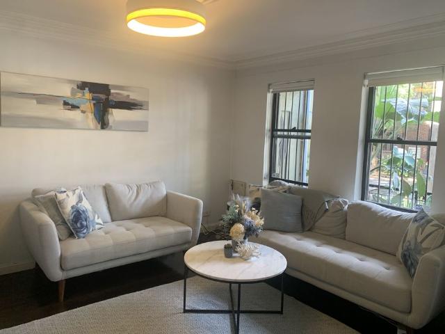 Townhouse for rent in Sydney, New South Wales