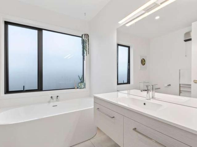 House for sale in Otakou