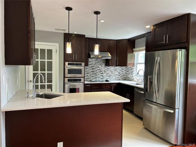 Property for rent in Nassau, New York