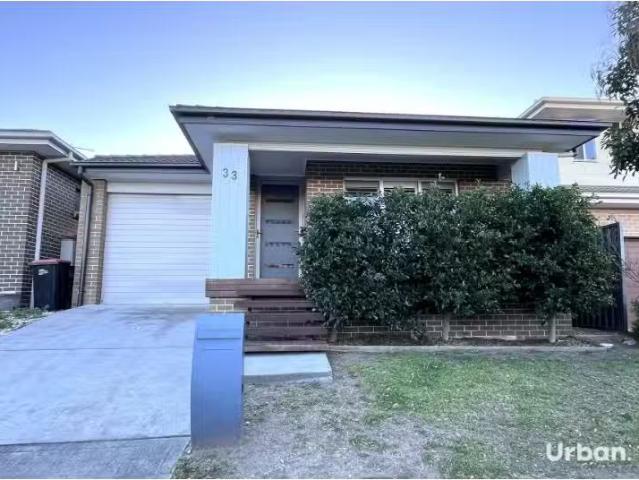 House for rent in Glenmore Park, Sydney