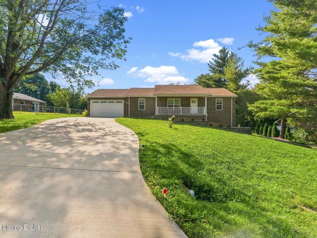House for sale in Cecilia, Kentucky