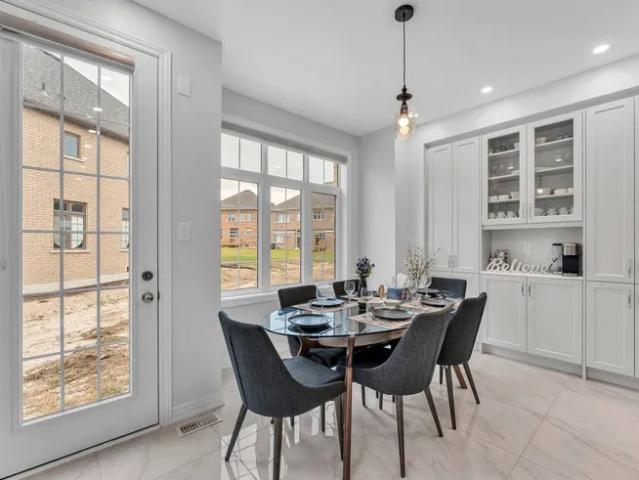 House for rent in Holland Landing, Golden Horseshoe