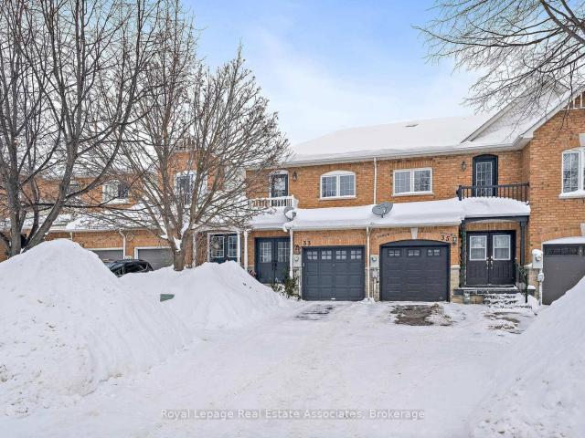 Townhouse for sale in Woburn, Ontario