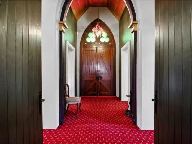 House for sale in Otakou