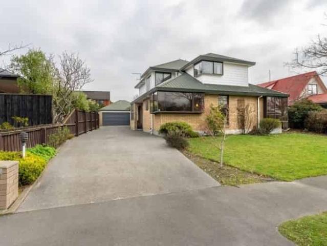 House for rent in Chaslands, Canterbury