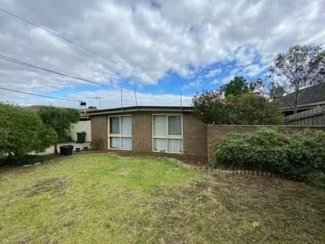 House for rent in Keilor, Victoria