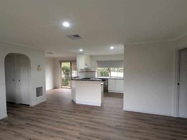 House for rent in West Wodonga, Victoria