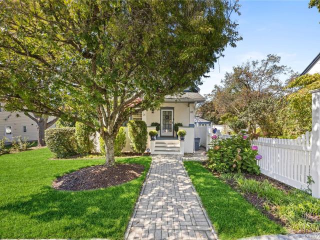House for sale in Glenwood, New York