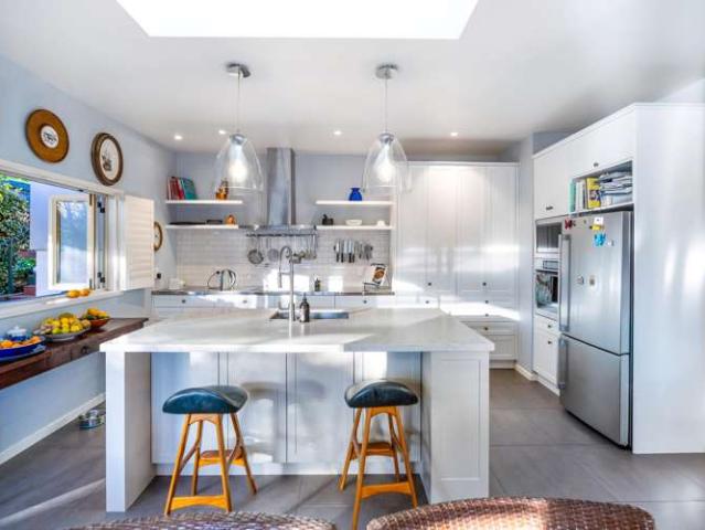 House for sale in Oratia