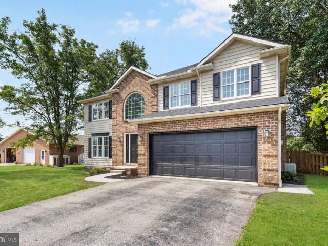 House for sale in New Oxford