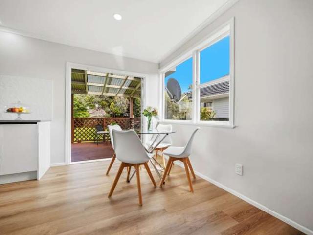 House for sale in Birkdale, Kaipātiki