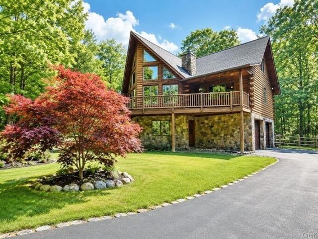 House for sale in Putnam Valley, New York