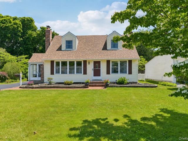 House for sale in Huntington, New York