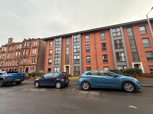 Apartment for rent in Thornwood, Glasgow