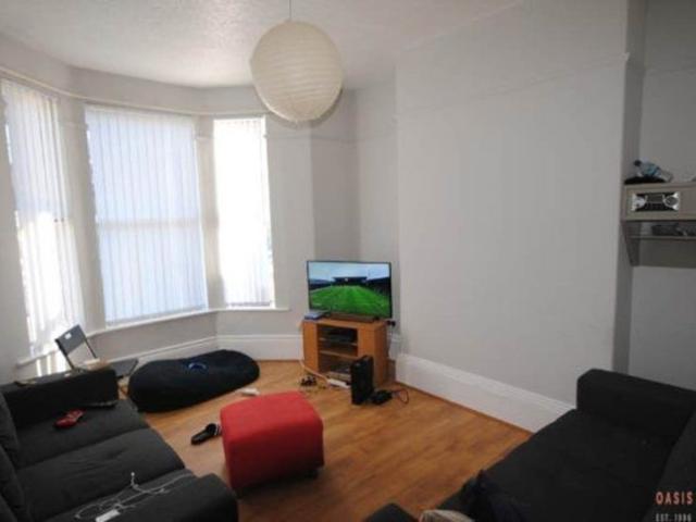 House for rent in Woodhouse, West Yorkshire