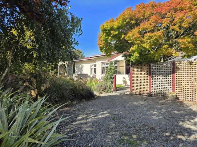 Property for sale in Otakou