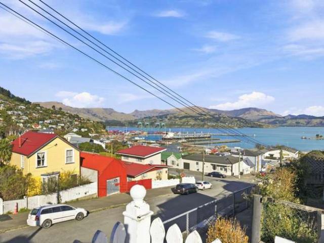 Land for sale in Little Akaloa, Canterbury