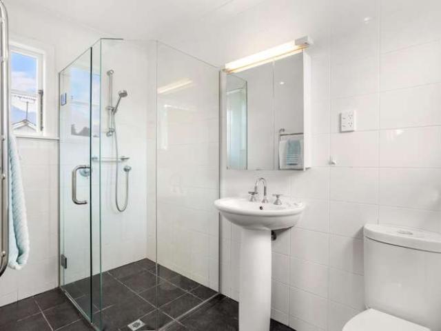 House for sale in Three Kings