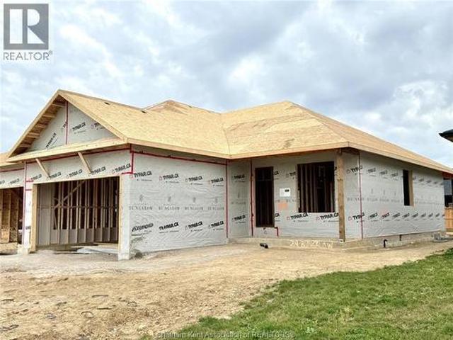 House for sale in Chatham–kent, Ontario