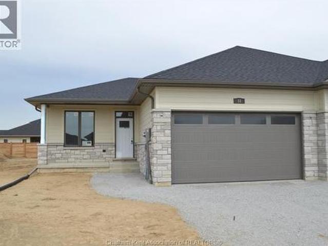 House for sale in Chatham–kent, Ontario