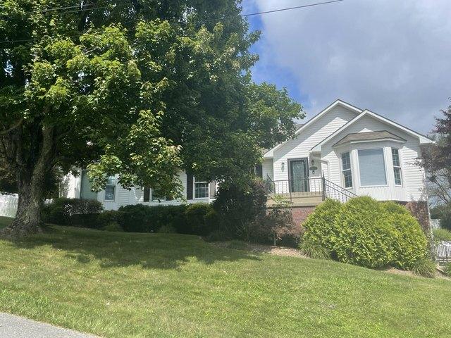 House for sale in Beckley, West Virginia